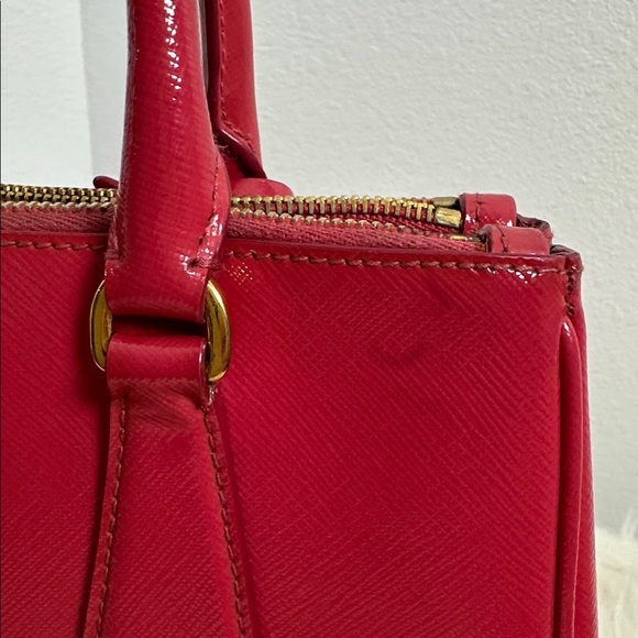 💯Authentic Prada Safiano  Small Leather Handbag🍀 - Picture 13 of 15